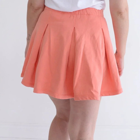 Monrow 90's Classic Peach Pleated Skater Mini  Tennis Skirt Small NWT - Picture 2 of 10